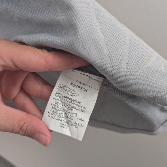 Under Armour Workout Top - Picture 4 of 5